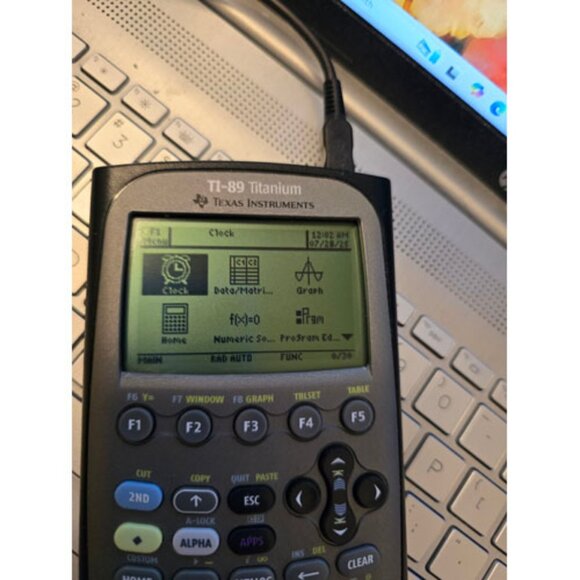 TI-89 Titanium Graphing Calculator Texas Instruments USB, Manual, Cover Working! - Picture 3 of 8